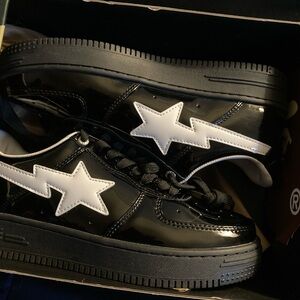 A Bathing Ape Black and White Patent Leather Bape Sta Low #2 M2 Size: Men’s 8 US